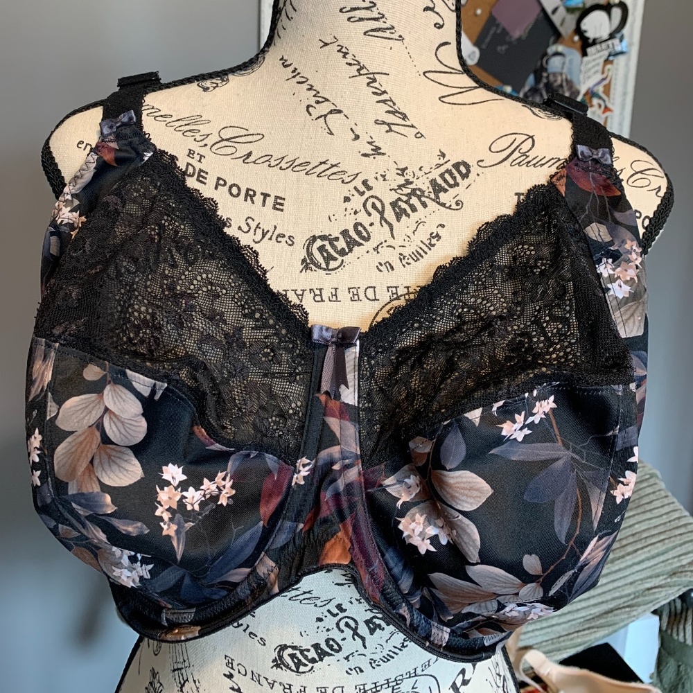 Elomi Midnight Black Floral Bra (USA 40K)